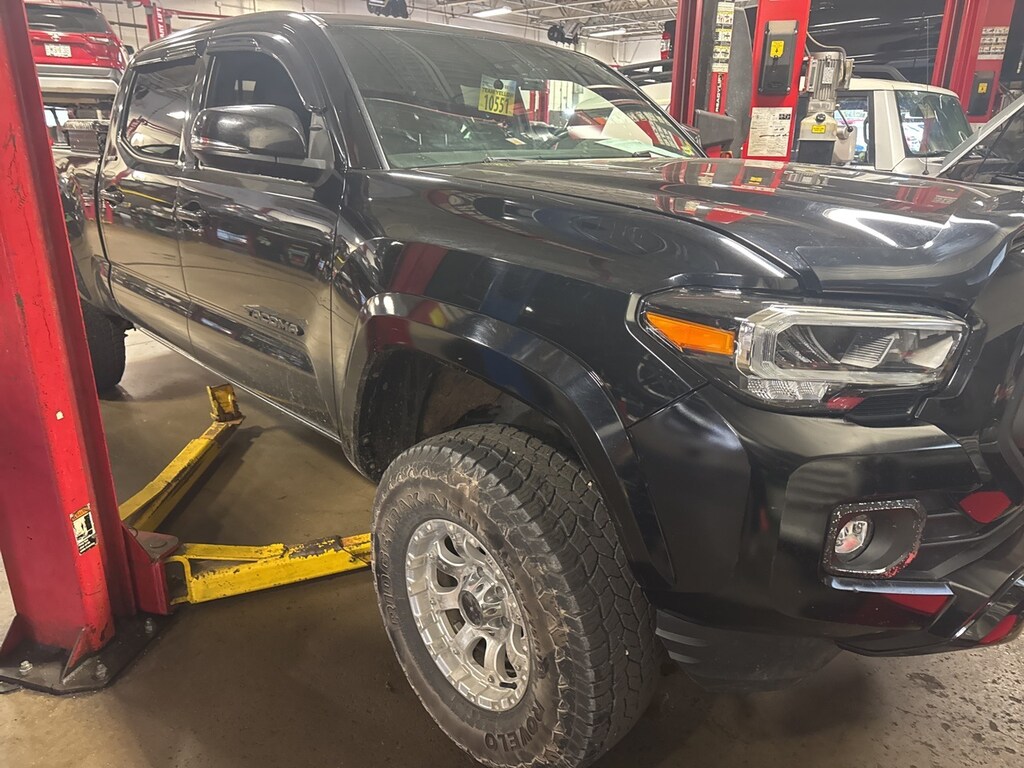 Used 2021 Toyota Tacoma Limited Truck