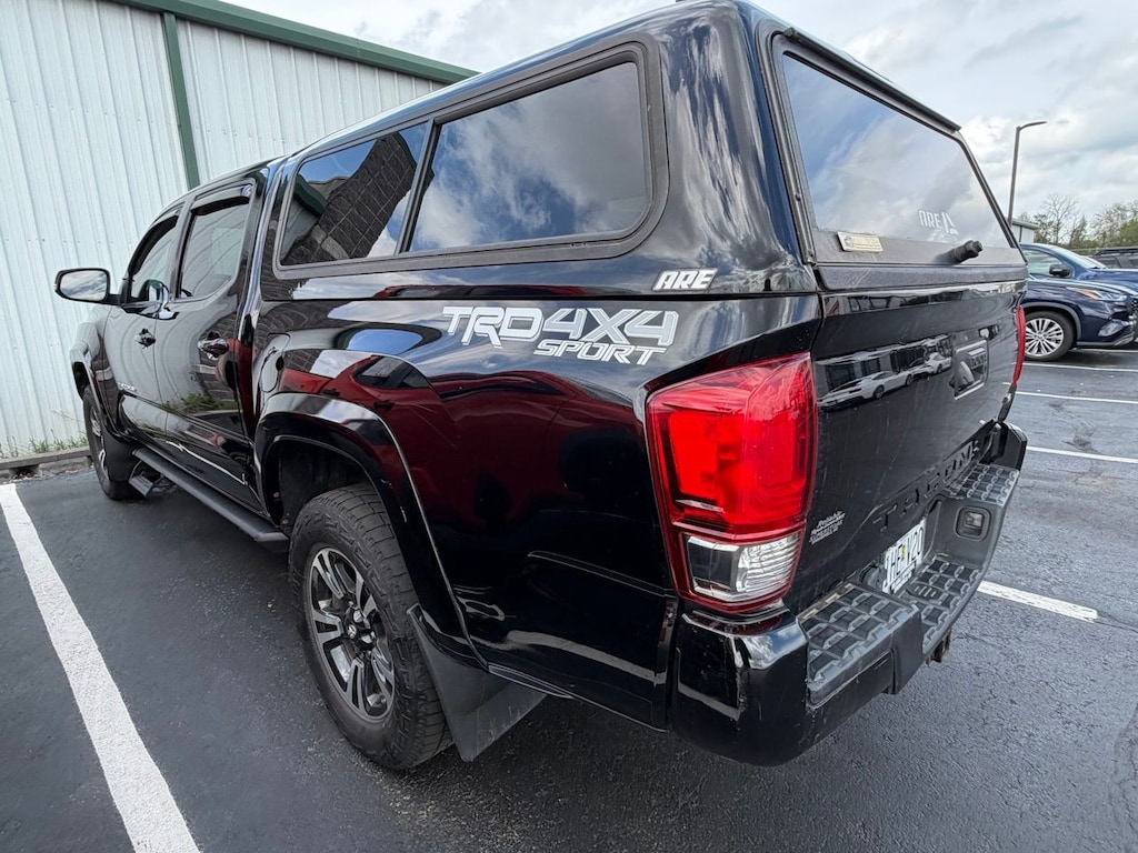 Used 2016 Toyota Tacoma TRD Sport Truck