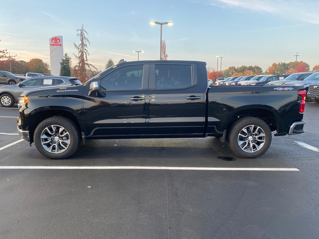 Used 2025 Chevrolet Silverado 1500 LT Truck