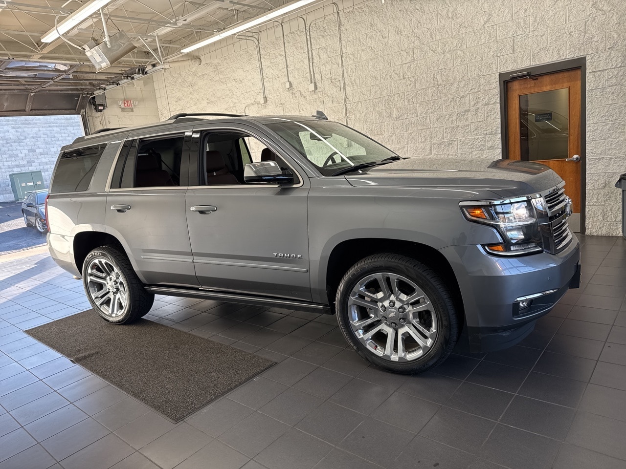 2019 Chevrolet Tahoe Premier's photo