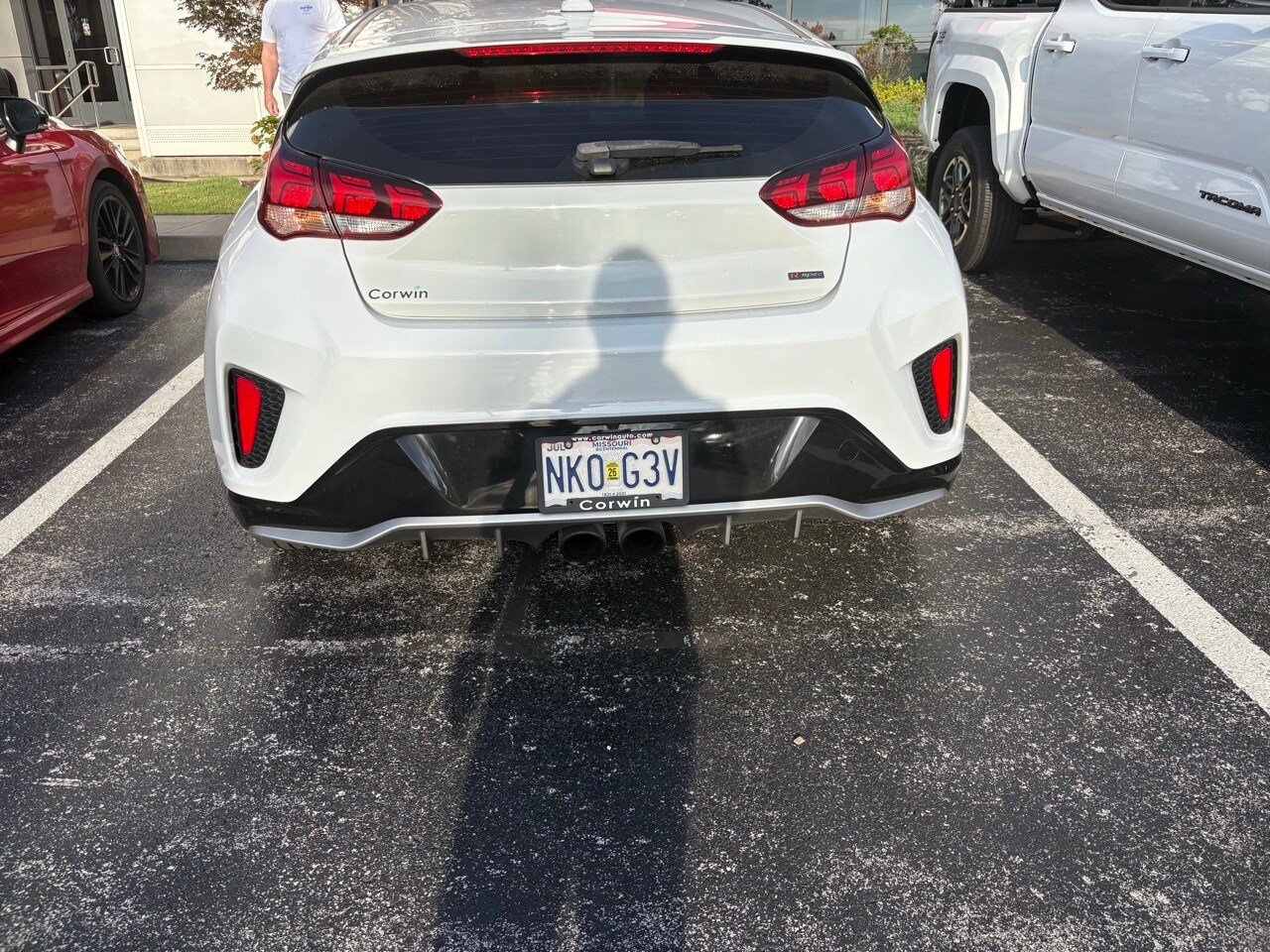 2020 Hyundai Veloster Turbo R-Spec photo 3