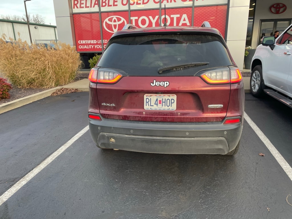 Used 2021 Jeep Cherokee Latitude Plus SUV