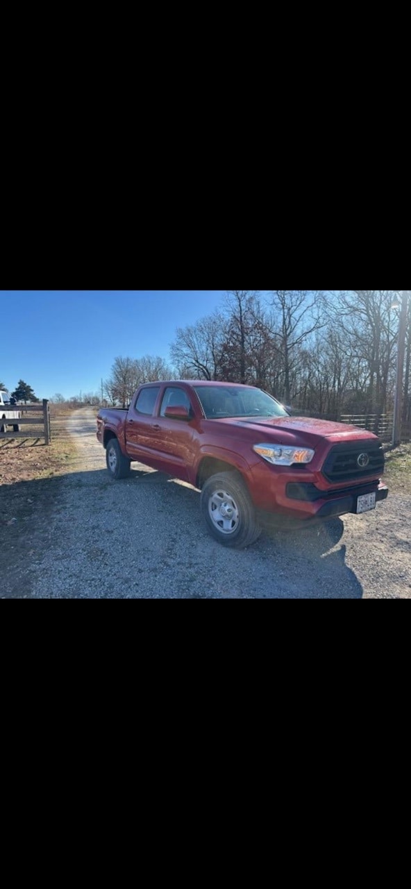 2023 Toyota Tacoma SR's photo