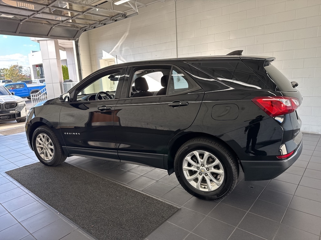 Used 2018 Chevrolet Equinox LS SUV