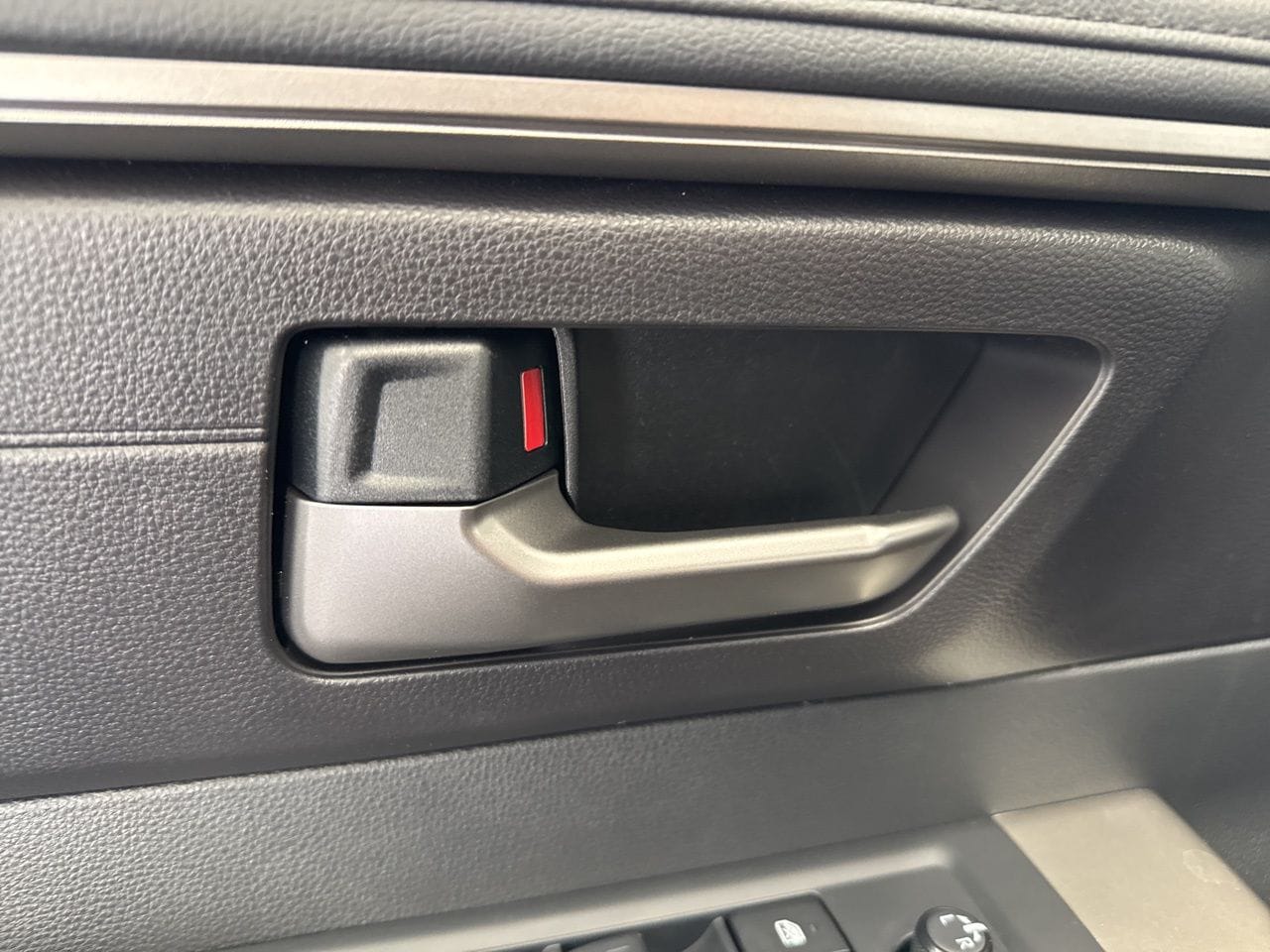 2026 Toyota Tundra SR5 - Photo 33