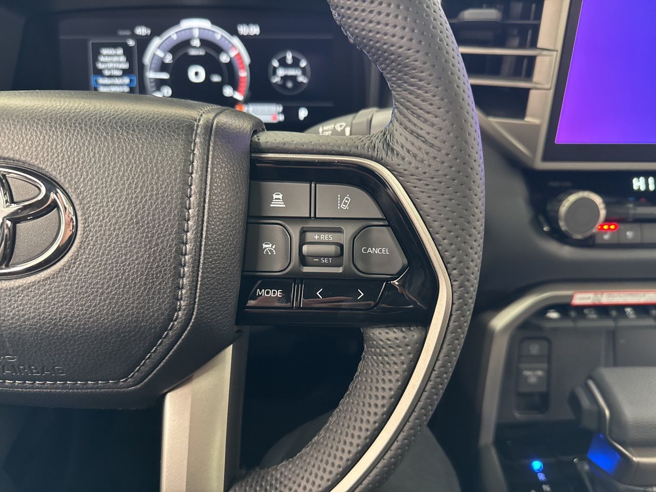 2026 Toyota Tundra Platinum - Photo 22