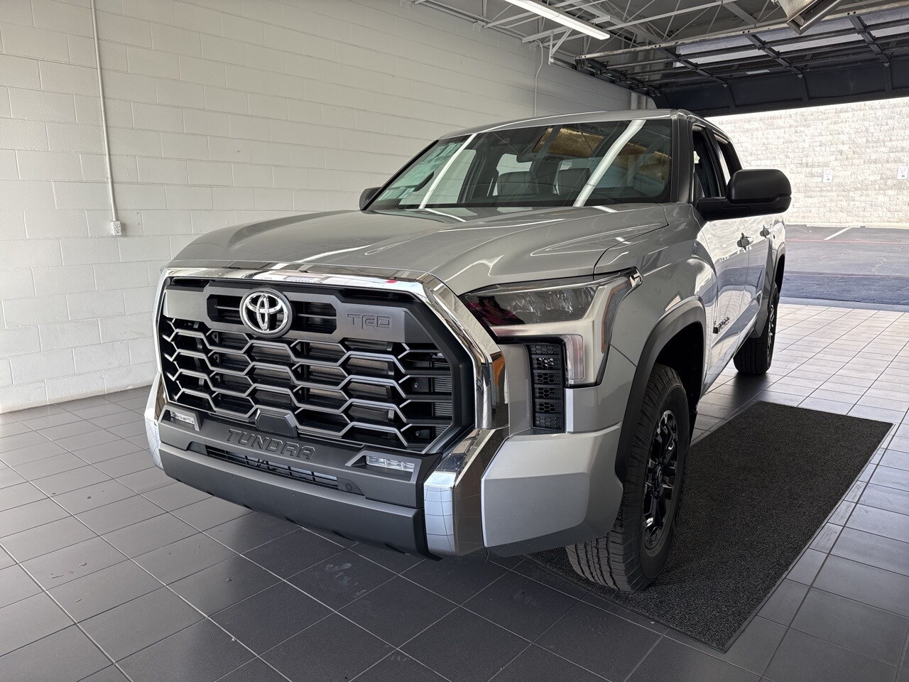 2026 Toyota Tundra SR5 photo 3