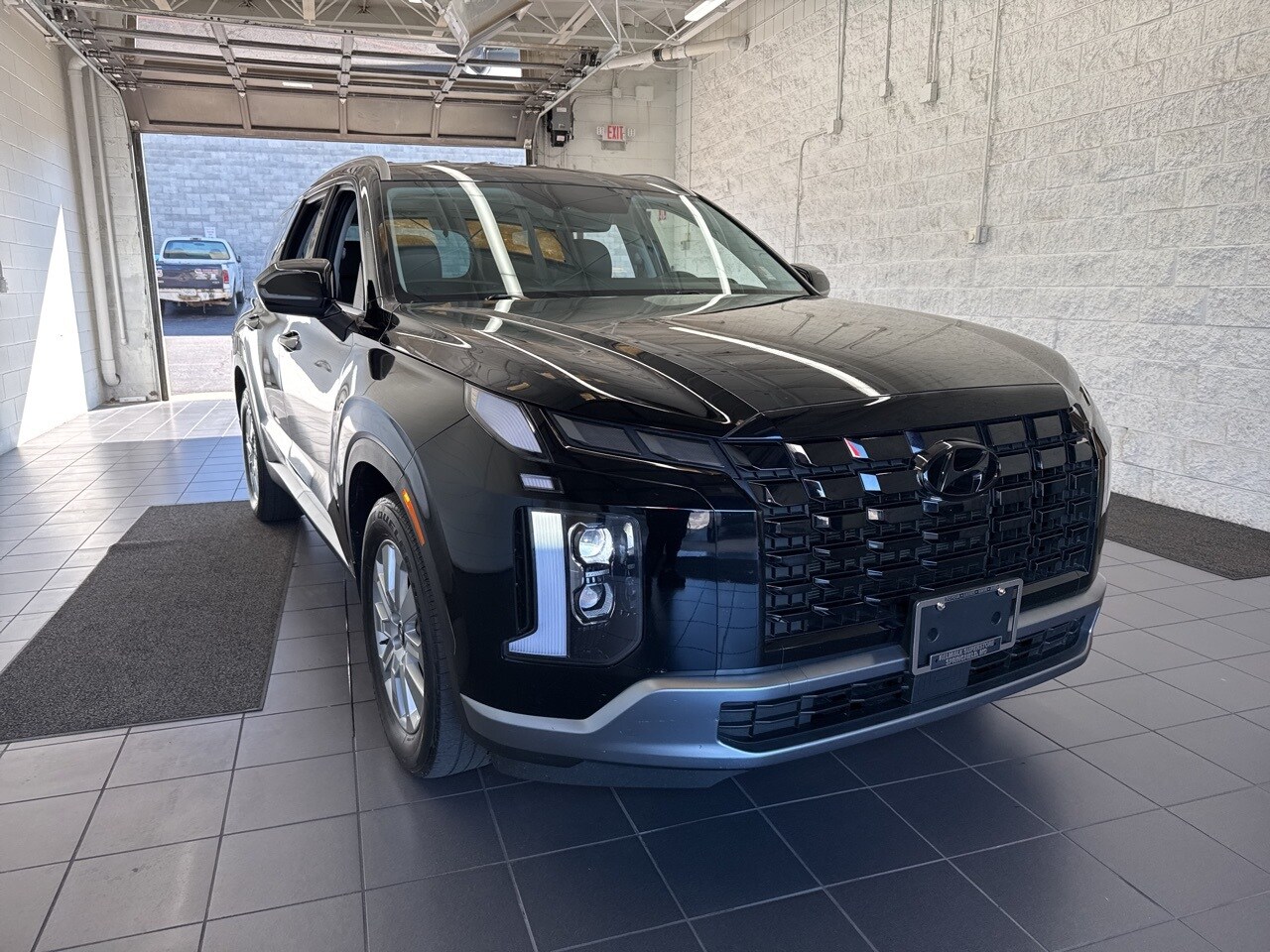 2023 Hyundai Palisade SEL photo 2