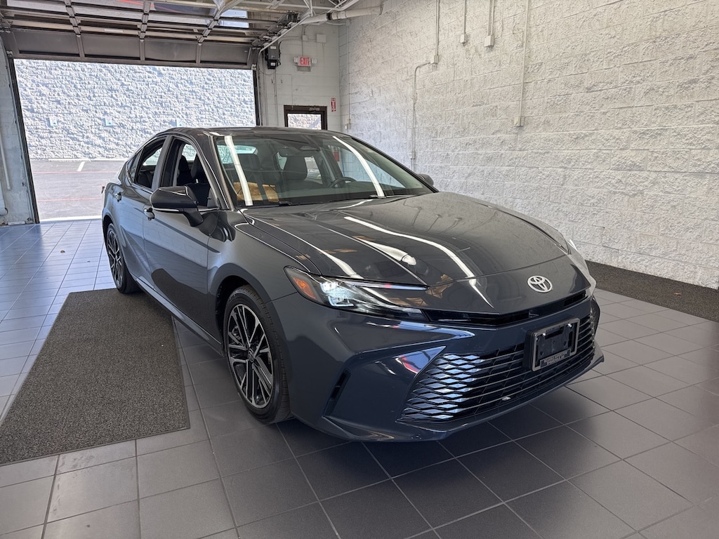 Used 2025 Toyota Camry XLE Sedan