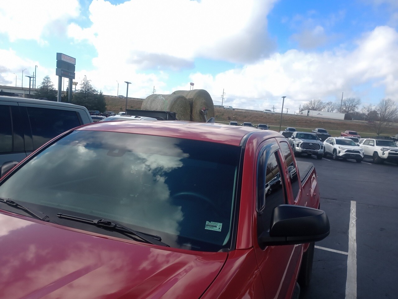 2019 Toyota Tacoma SR photo 4