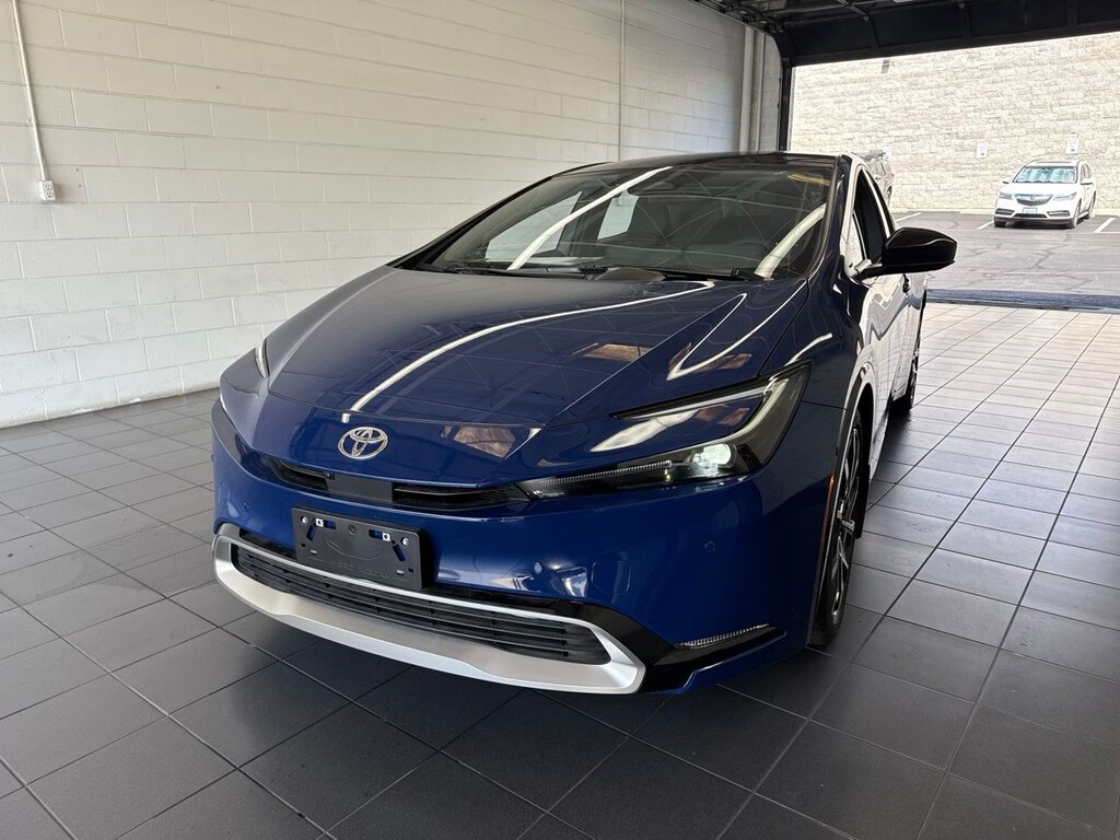 New 2026 Toyota Prius Plug-In Hybrid XSE Premium Hatchback