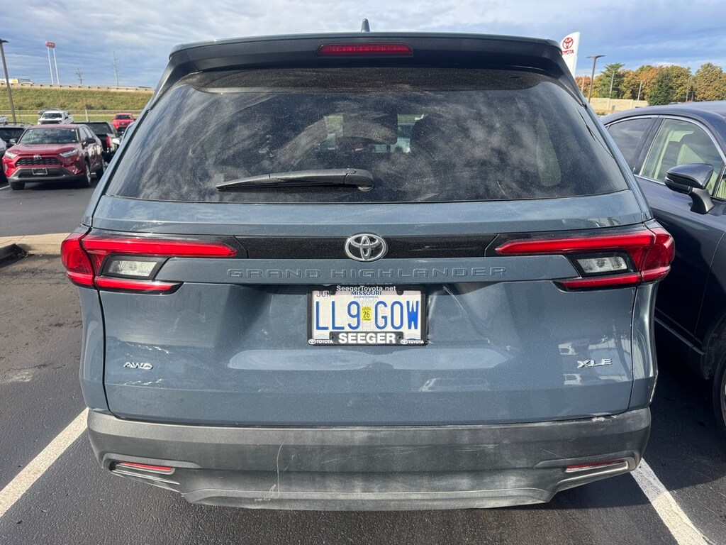 Used 2024 Toyota Grand Highlander XLE SUV