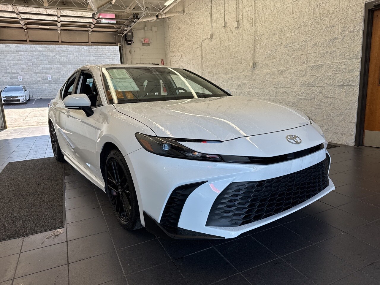 Certified 2025 Toyota Camry SE with VIN 4T1DAACK9SU042630 for sale in Springfield, MO