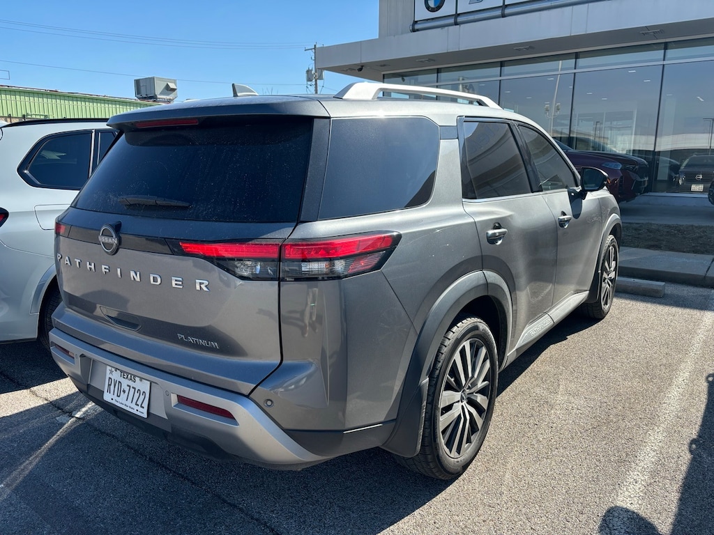 Used 2022 Nissan Pathfinder Platinum SUV