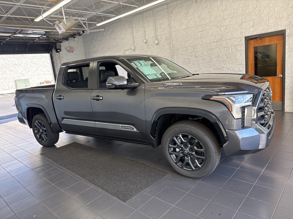 New 2026 Toyota Tundra 4WD Platinum Hybrid Crew Cab Pickup