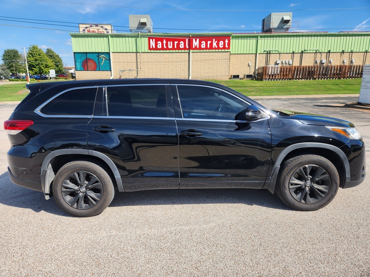 2017 Toyota Highlander XLE photo 3