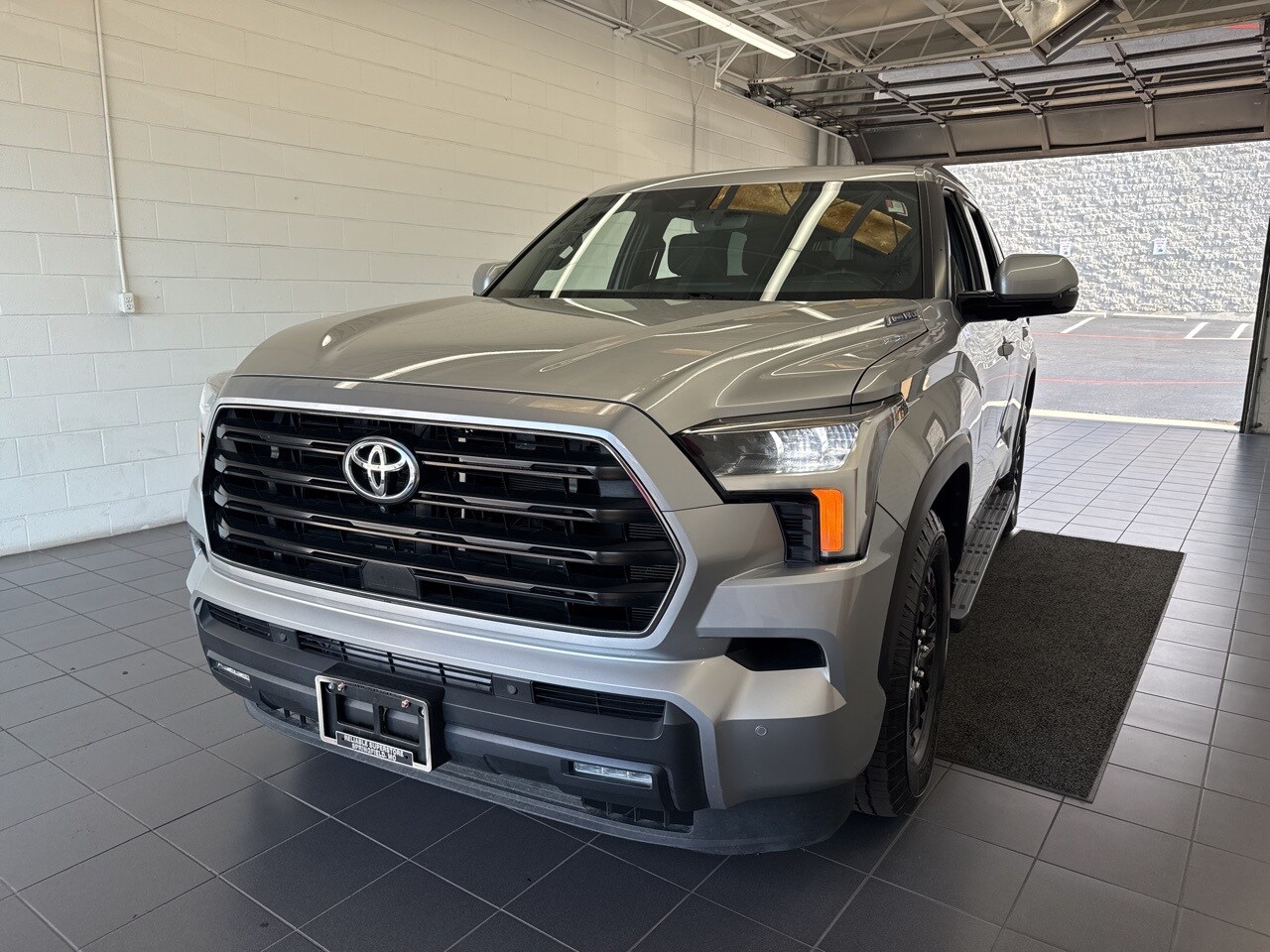 2025 Toyota Sequoia SR5 photo 3