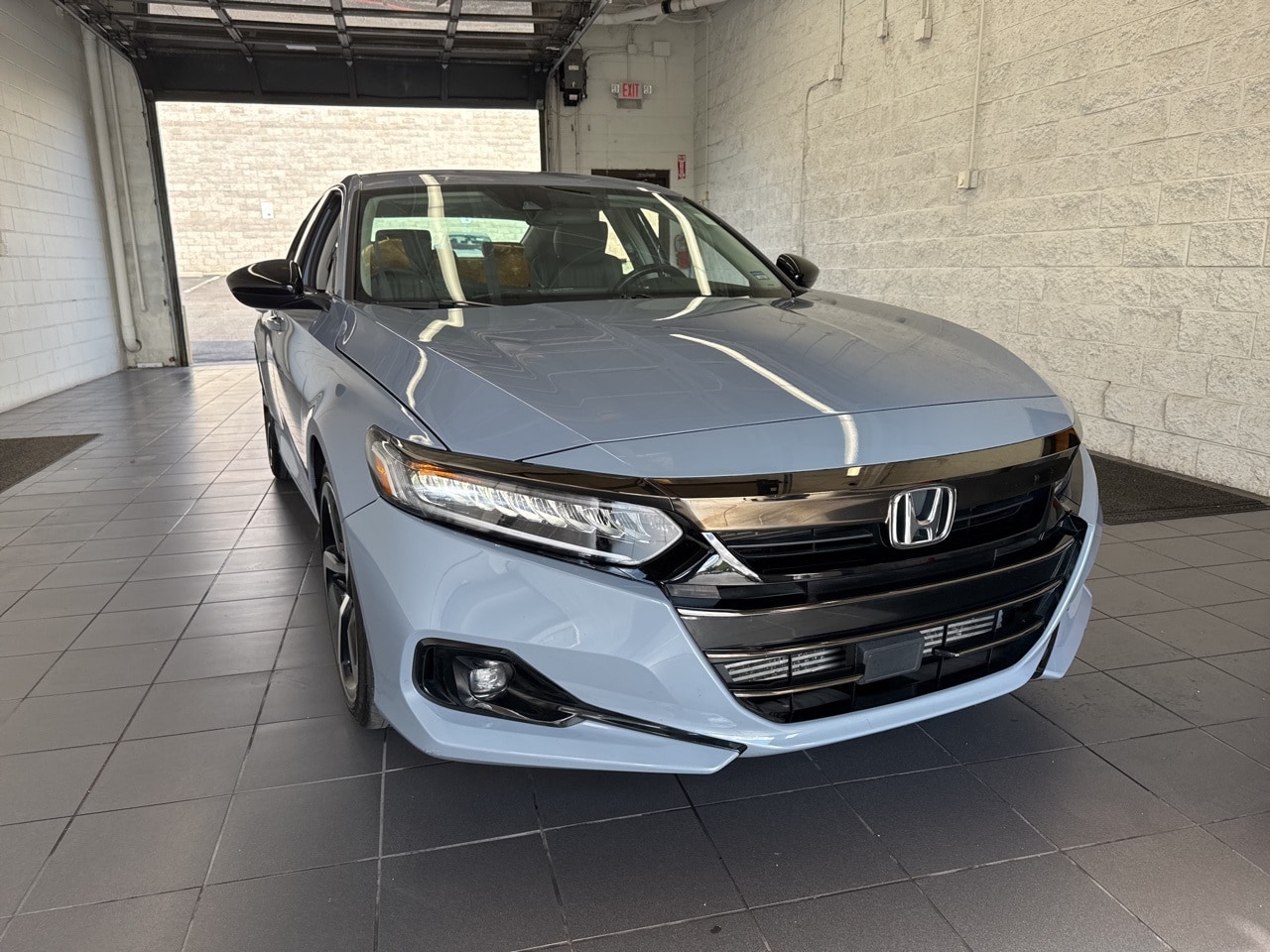 Used 2022 Honda Accord Sport SE with VIN 1HGCV1F46NA043677 for sale in Springfield, MO