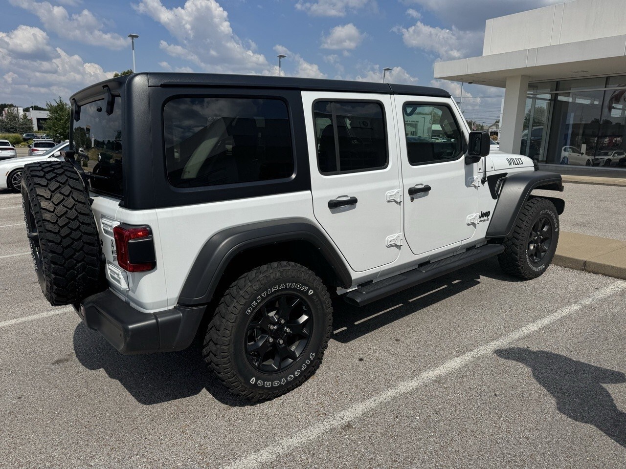 2022 Jeep Wrangler Unlimited Willys photo 4