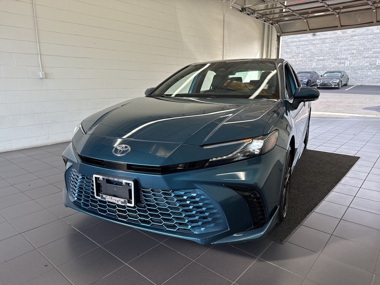 2025 Toyota Camry XSE photo 3