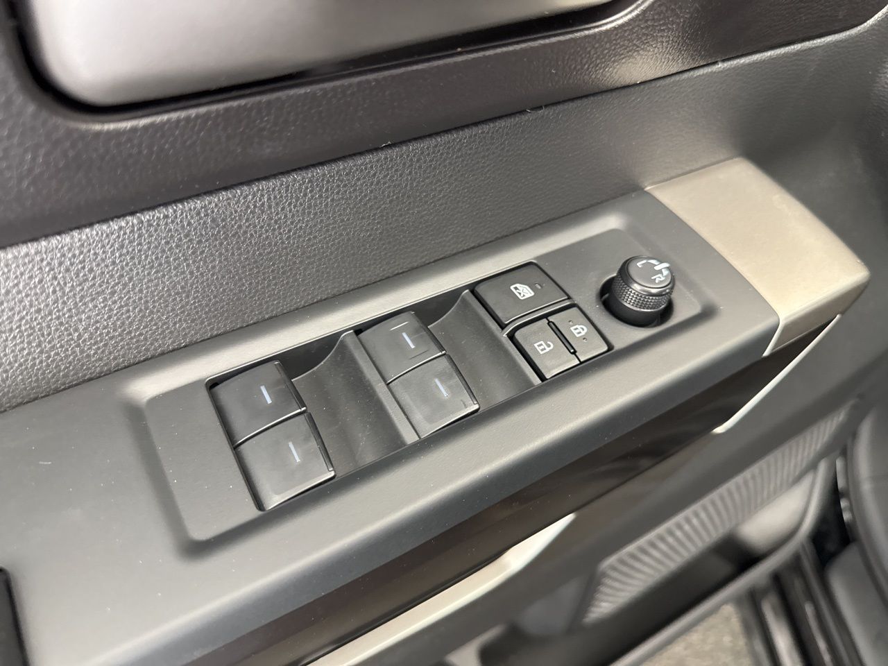 2026 Toyota Tundra SR5 - Photo 34