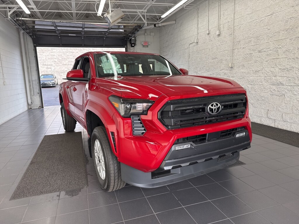New 2025 Toyota Tacoma SR5 Truck Double Cab