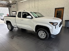 2026 Toyota Tacoma SR5 Truck XtraCab