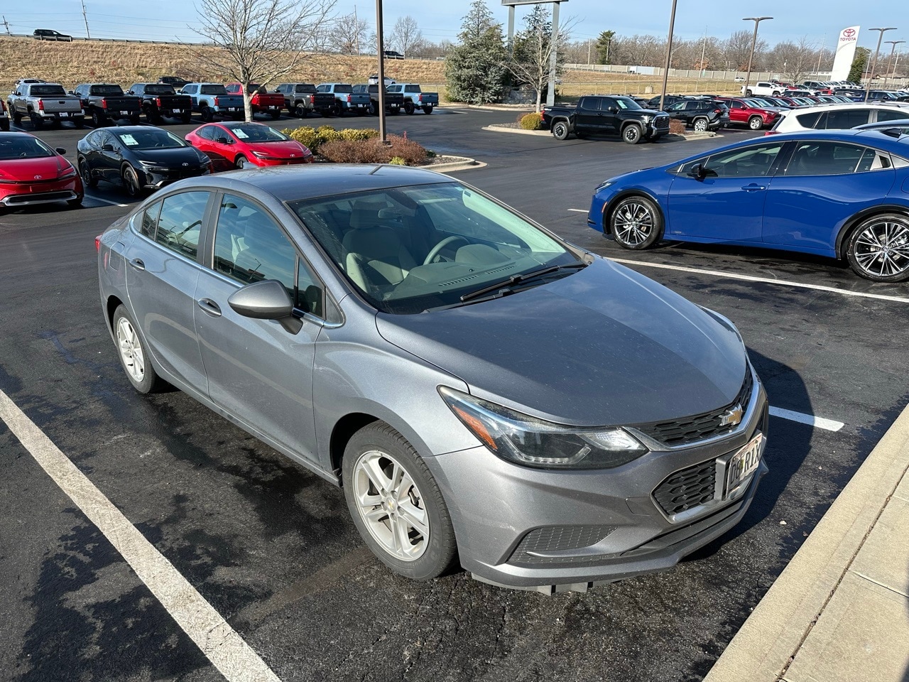 2018 Chevrolet Cruze LT's photo