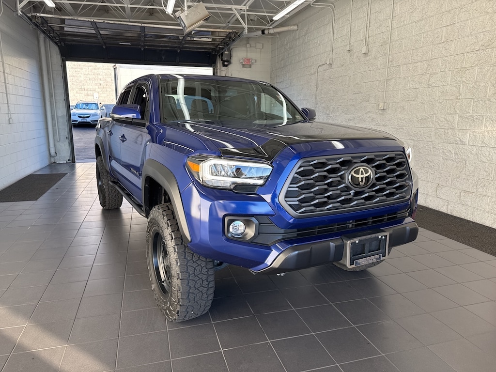 Certified 2023 Toyota Tacoma TRD Off-Road Truck