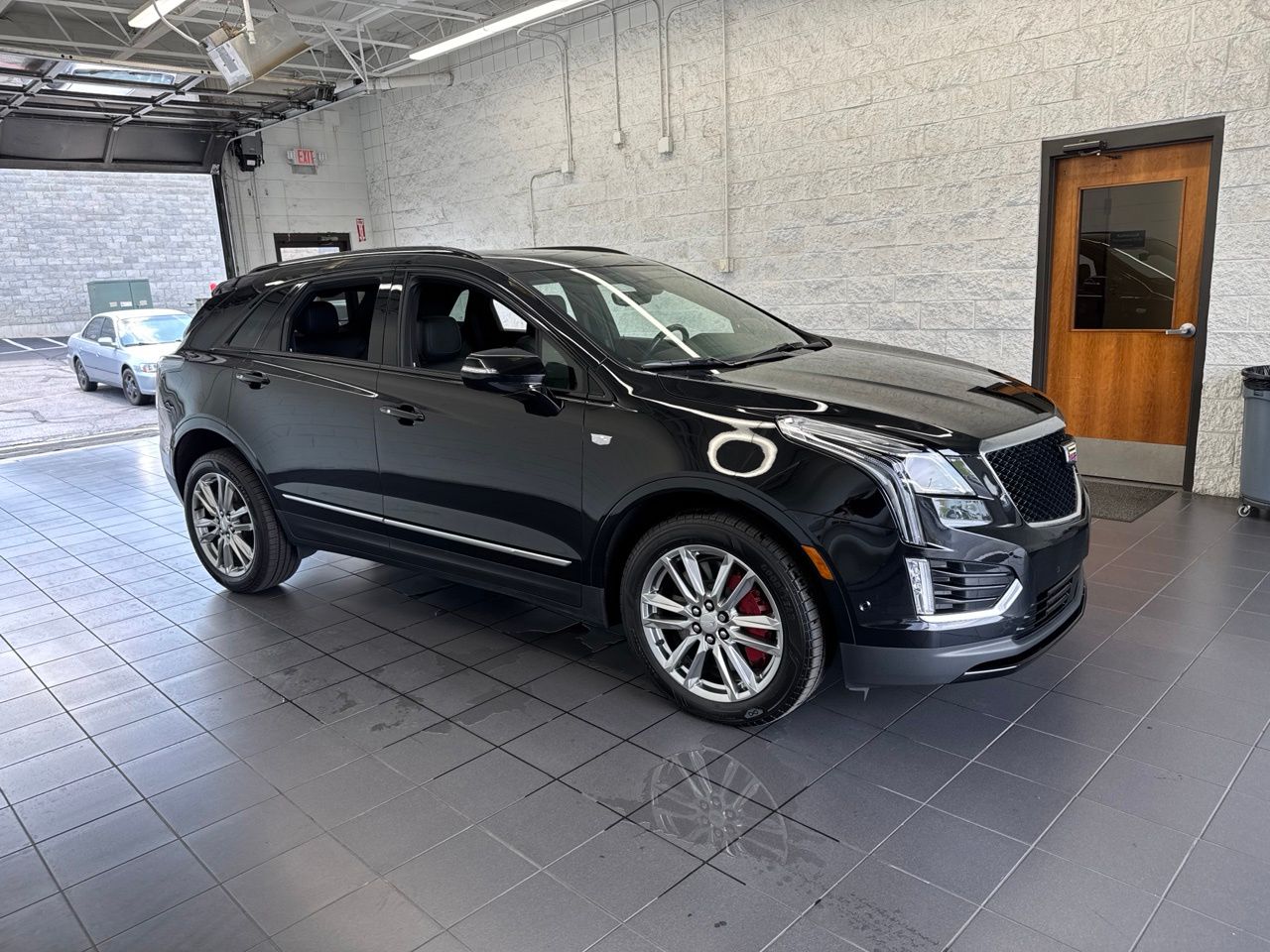 2024 Cadillac XT5 AWD Sport's photo