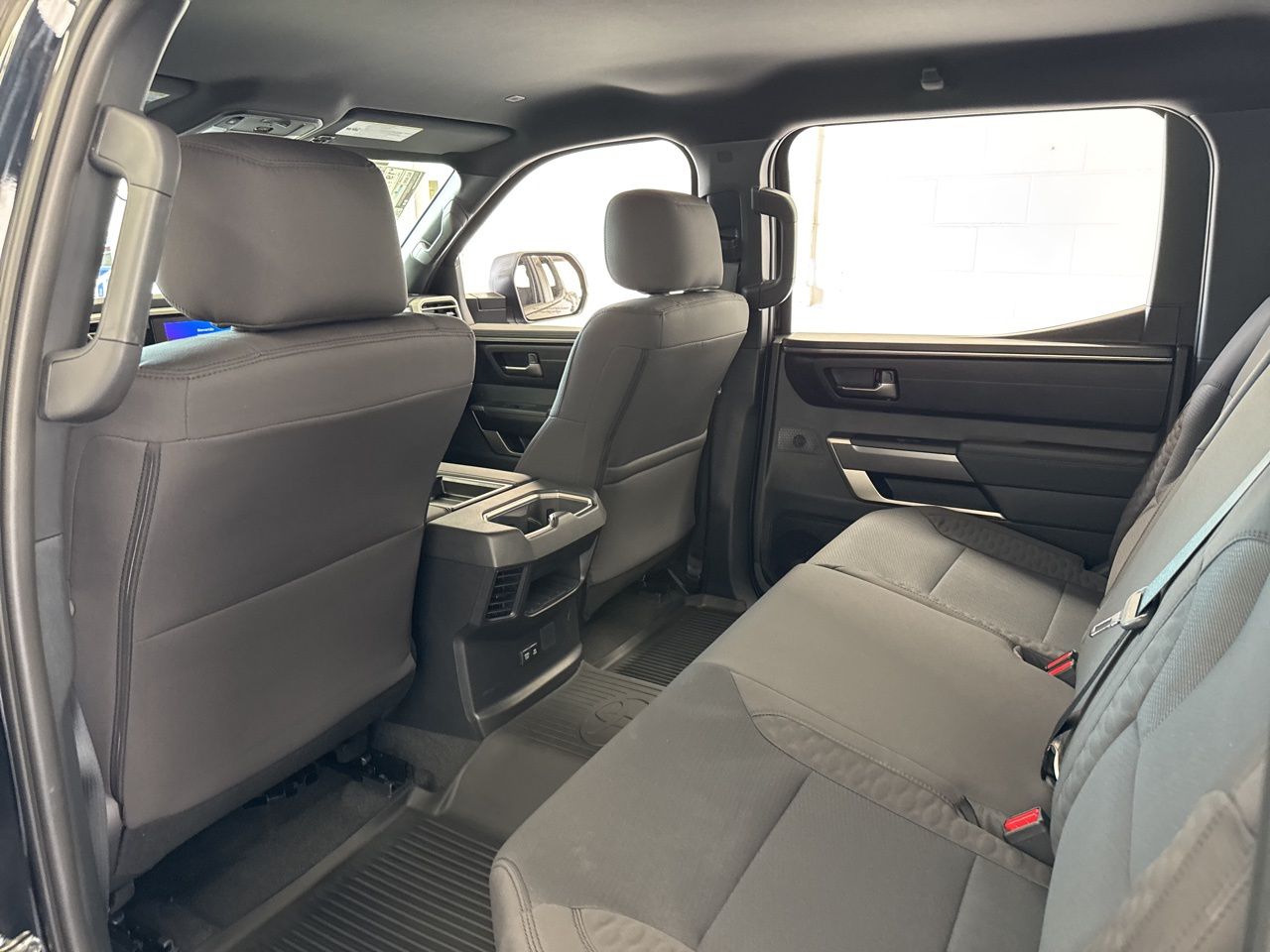 2026 Toyota Tundra SR5 - Photo 37