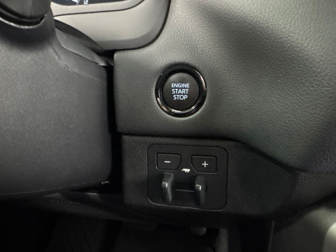 2026 Toyota Tundra Limited - Photo 23