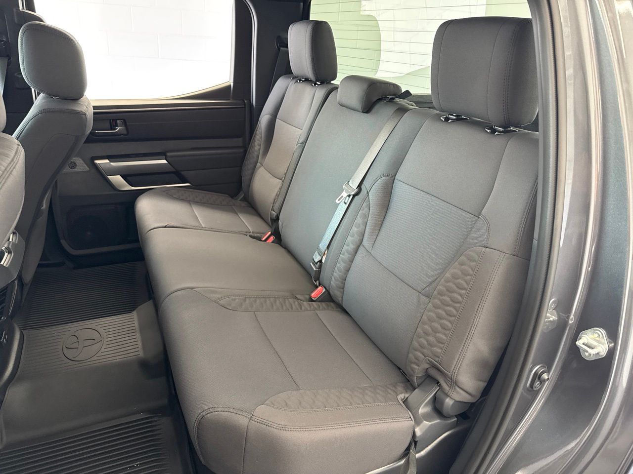 2026 Toyota Tundra SR5 - Photo 36