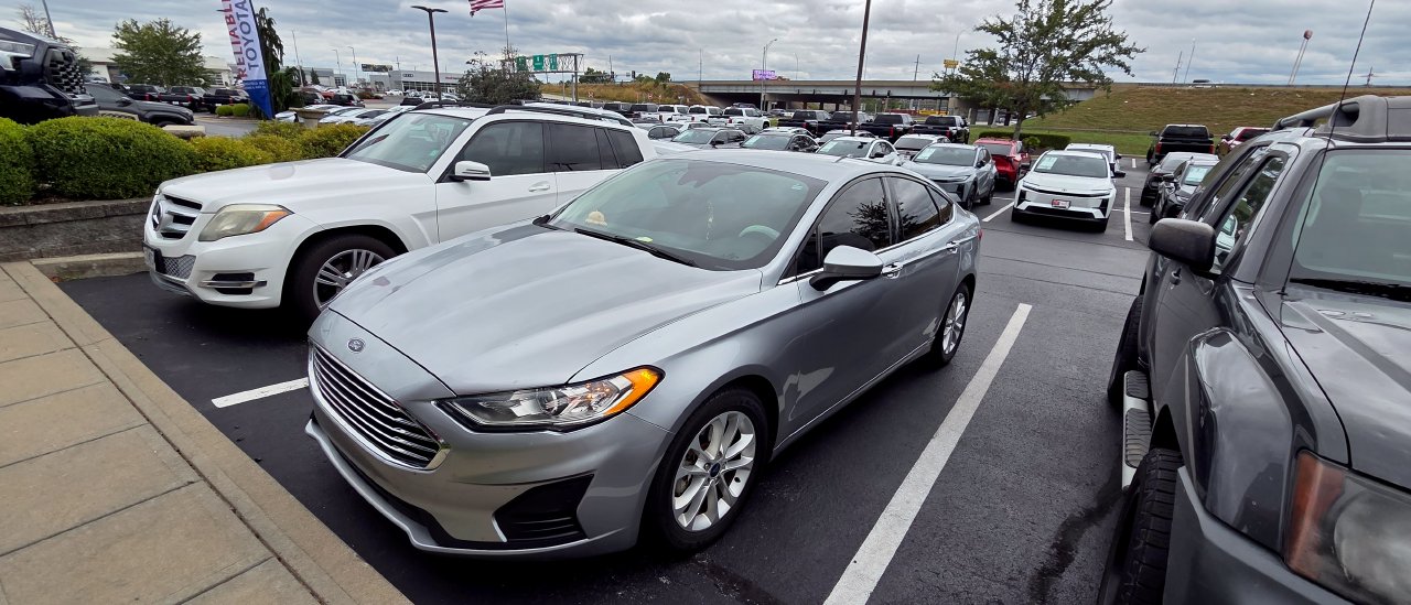 Used 2020 Ford Fusion SE Sedan