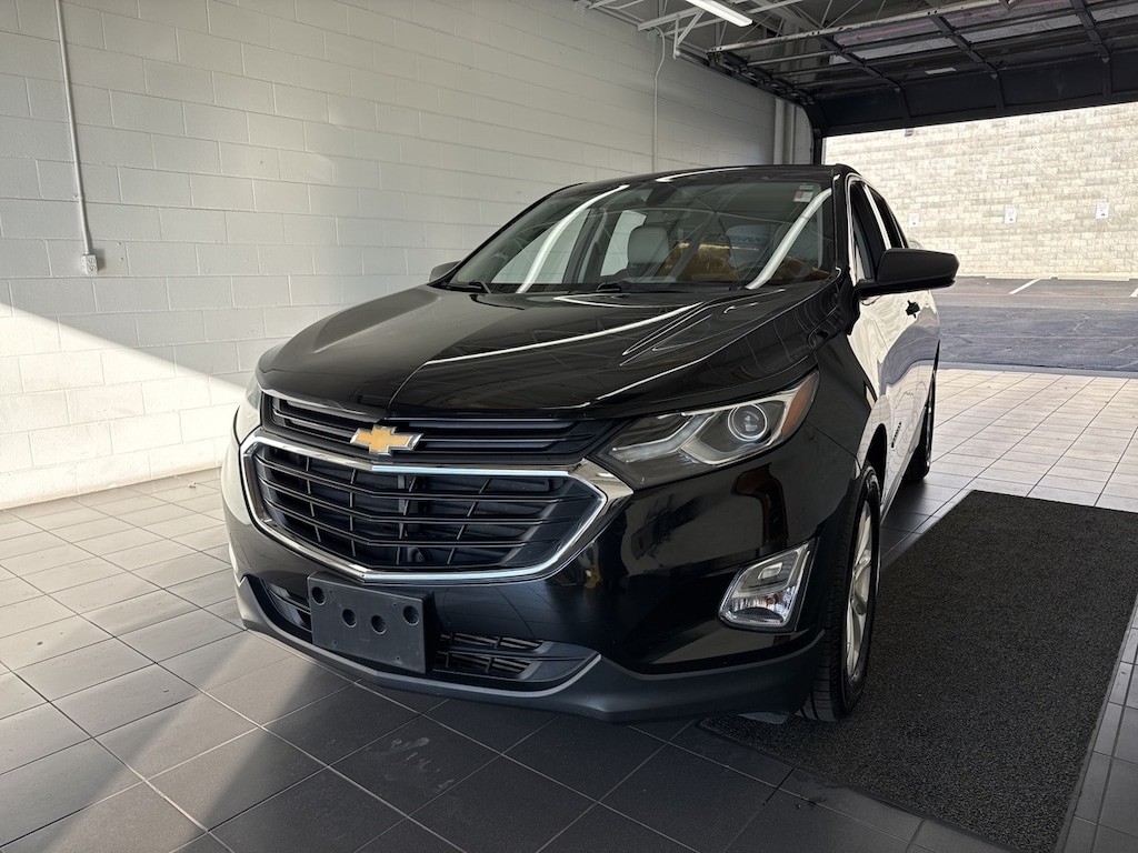 Used 2018 Chevrolet Equinox LS SUV