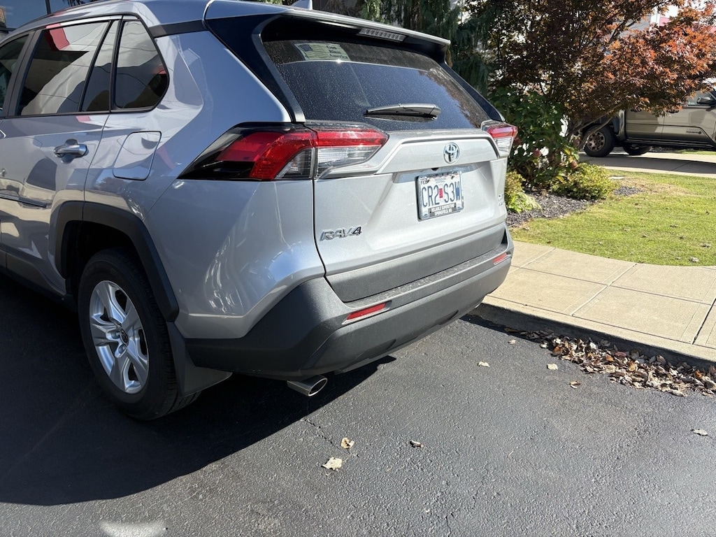 Used 2021 Toyota RAV4 XLE SUV