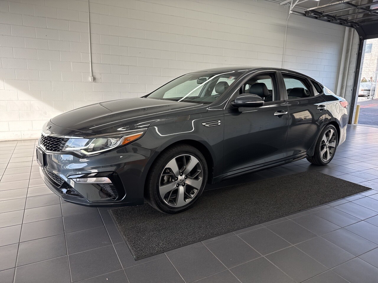 2020 Kia Optima S photo 4
