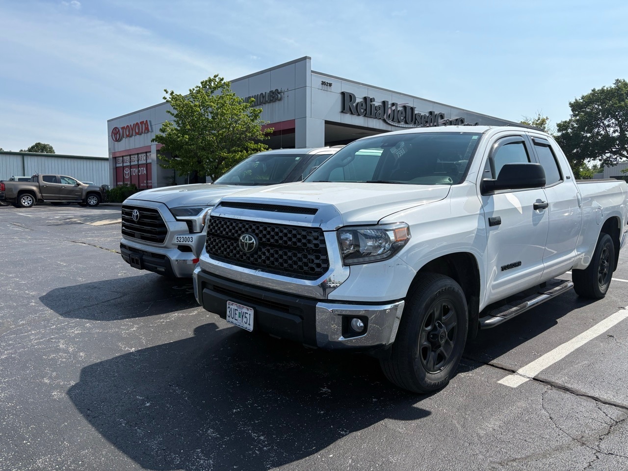 Used 2021 Toyota Tundra SR5 with VIN 5TFUY5F13MX964516 for sale in Springfield, MO