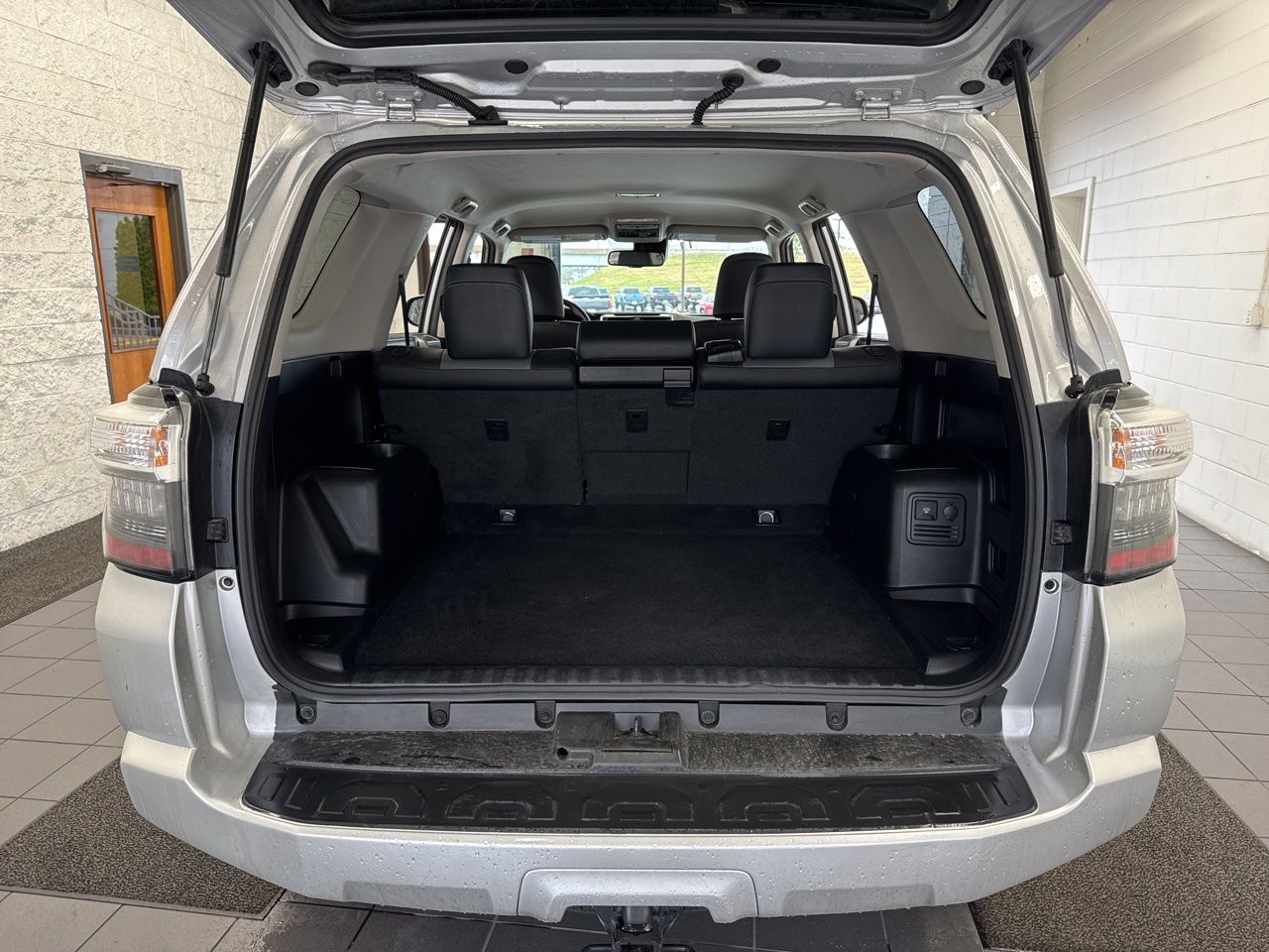 2024 Toyota 4Runner SR5 Premium - Photo 9