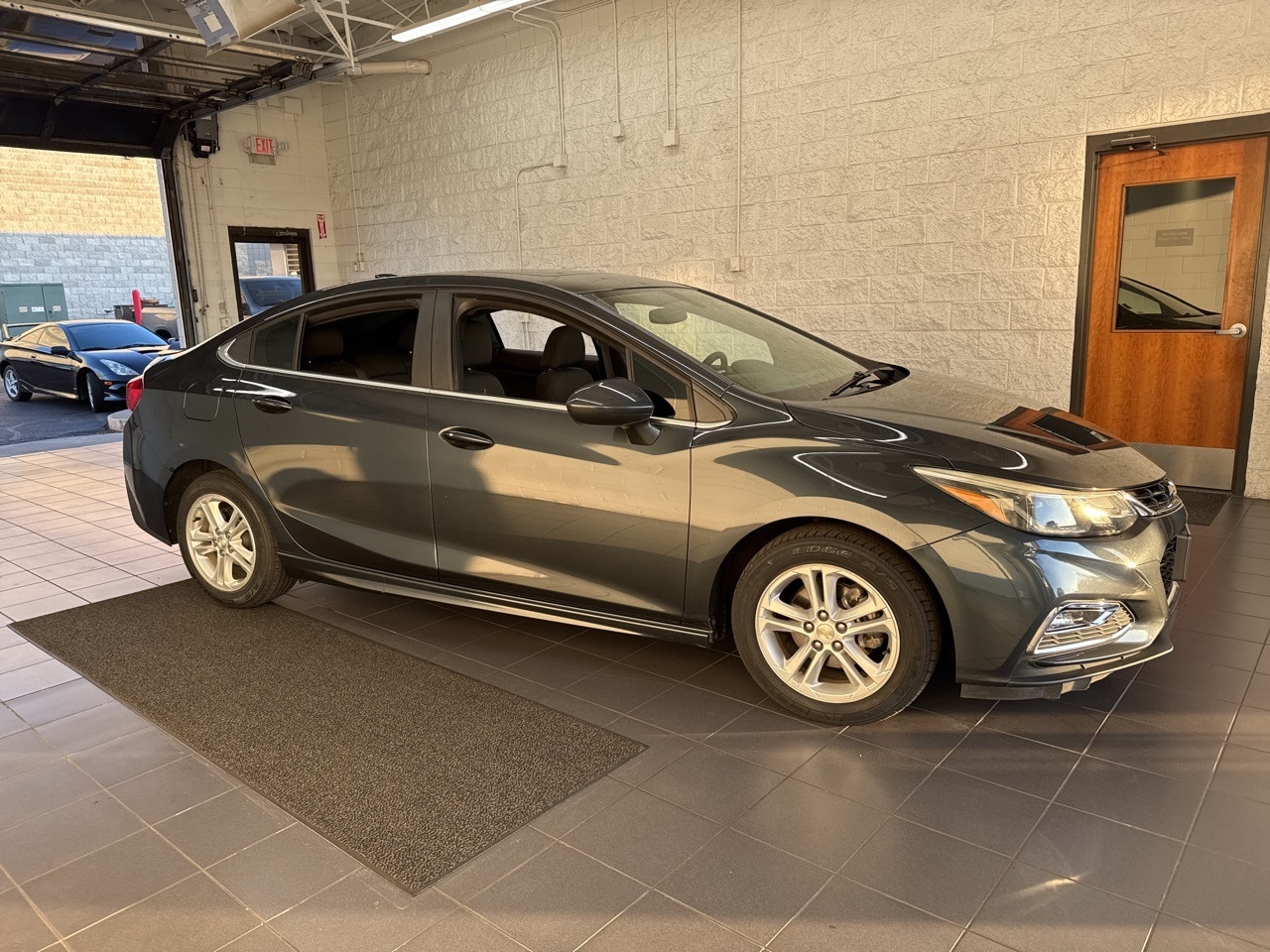 2018 Chevrolet Cruze LT's photo