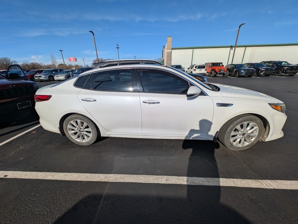 Used 2018 Kia Optima S Sedan