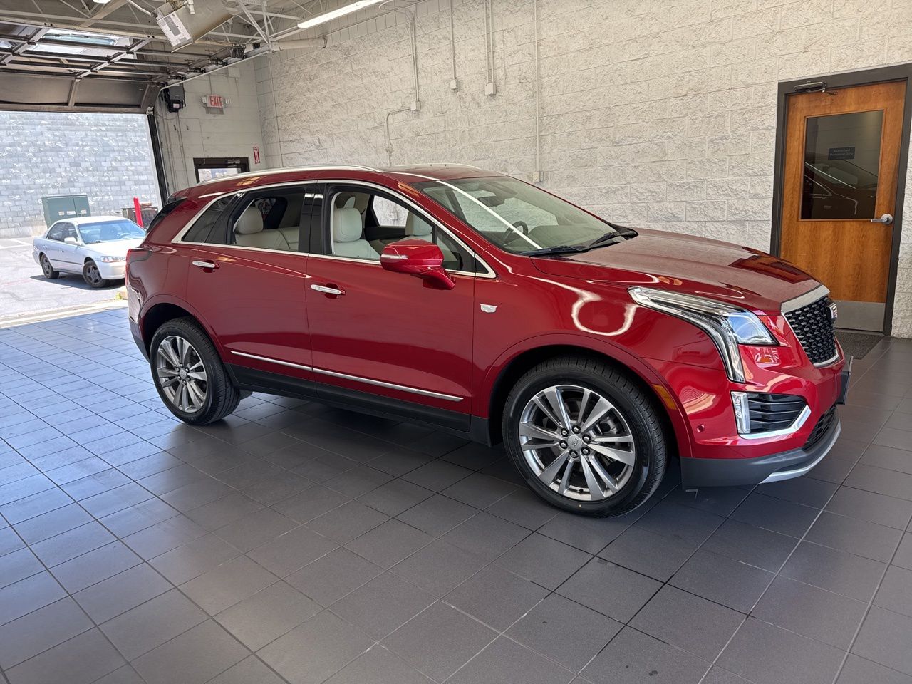 2023 Cadillac XT5 AWD Premium Luxury's photo