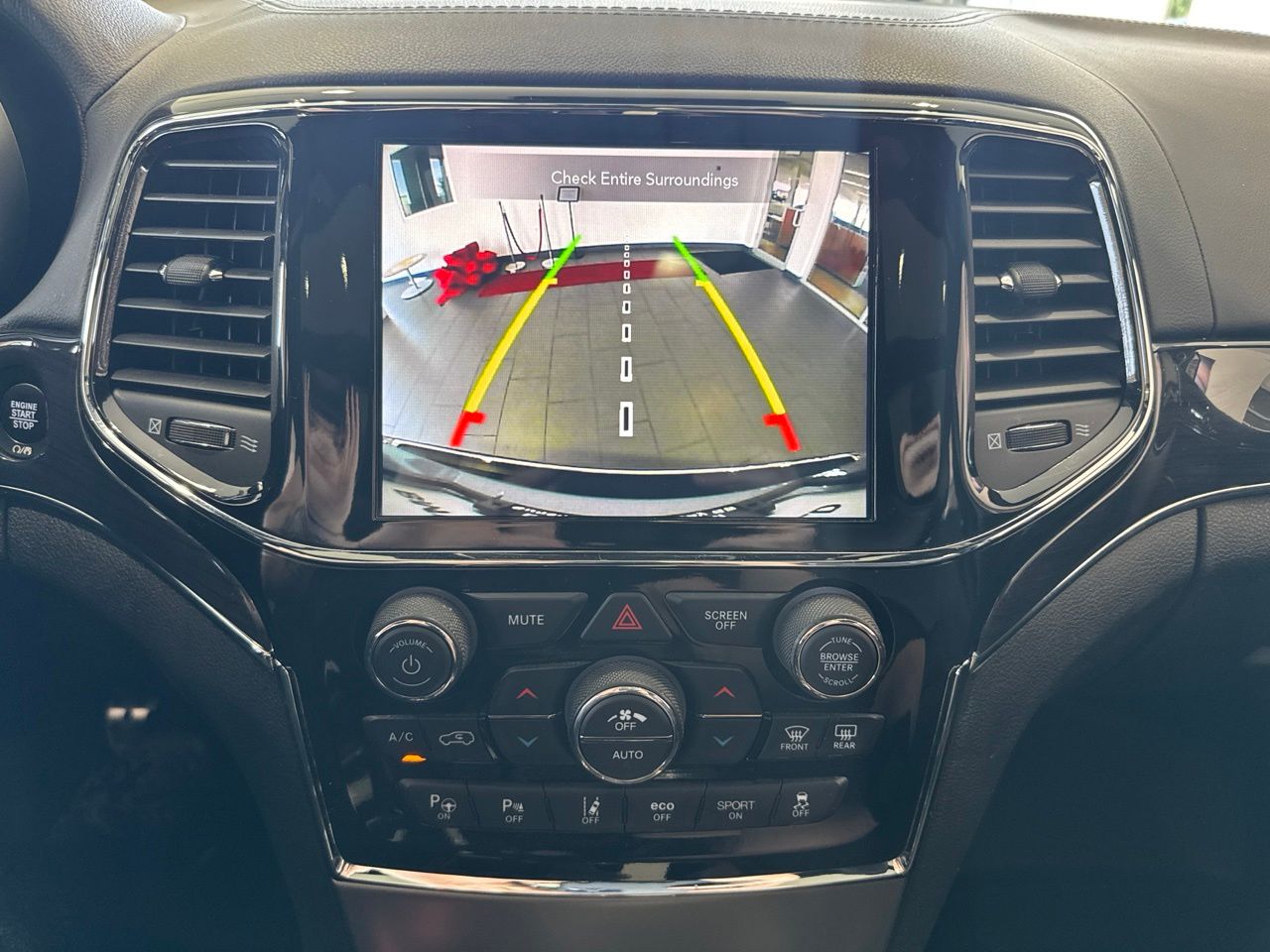 2021 Jeep Grand Cherokee Overland - Photo 26