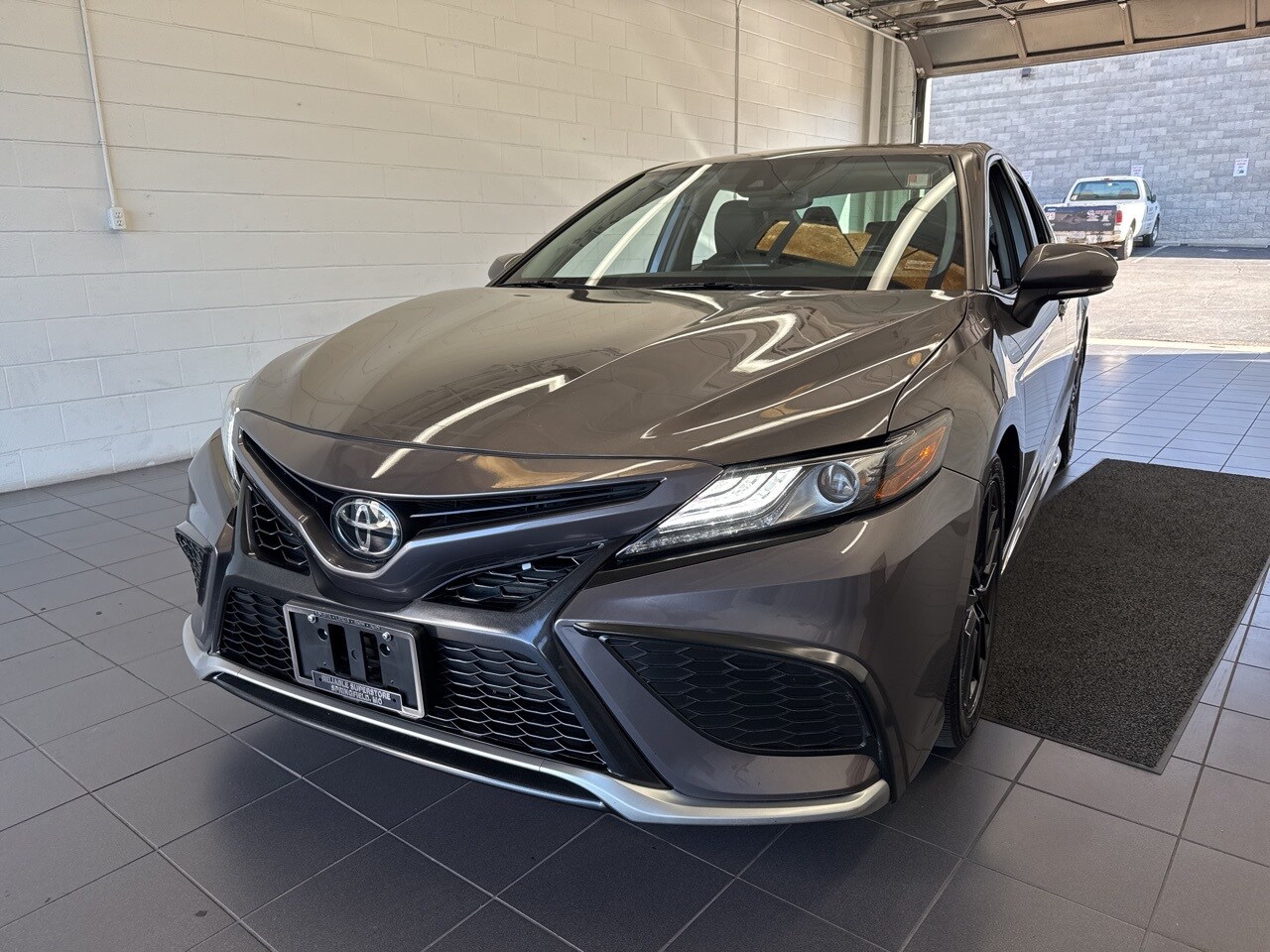 2023 Toyota Camry XSE photo 3