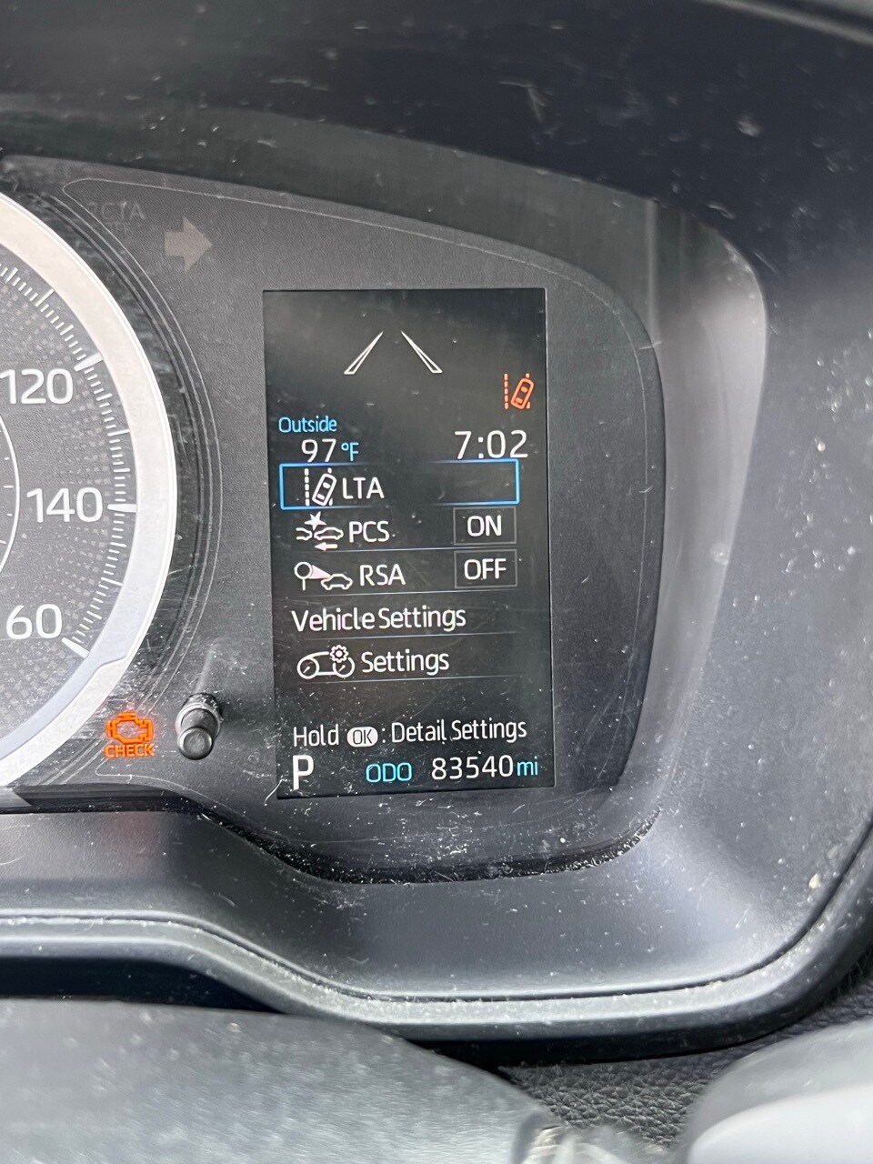 2020 Toyota Corolla LE photo 3
