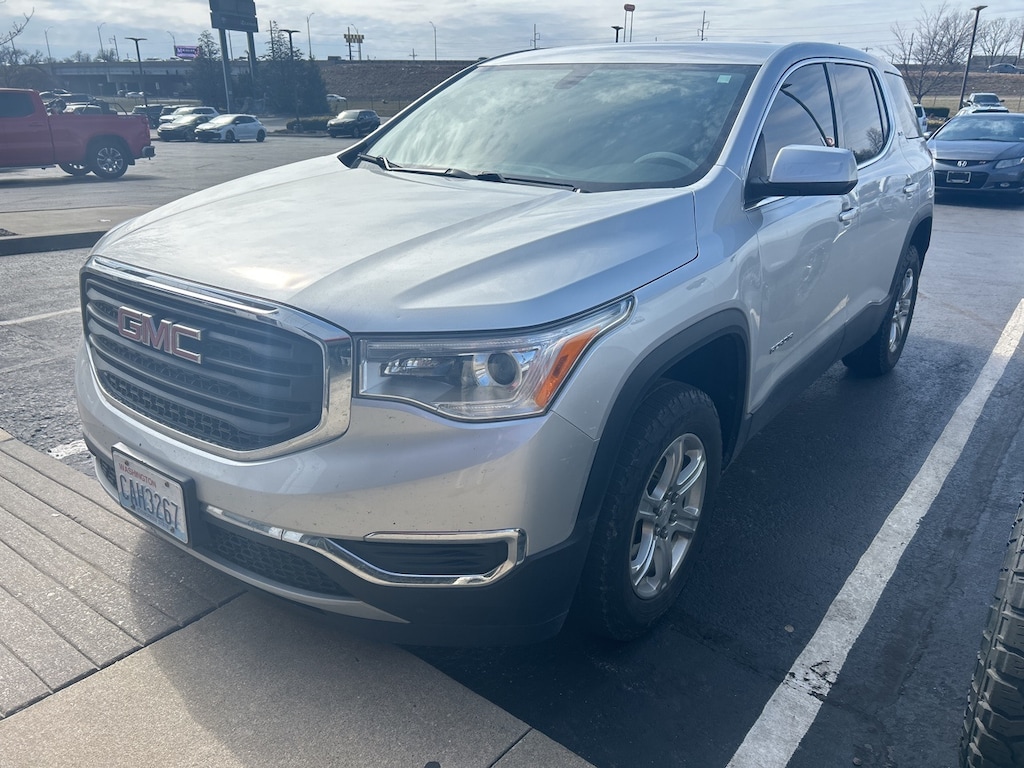 Used 2018 GMC Acadia SLE-1 SUV