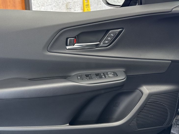 2026 Toyota Prius Plug-in Hybrid XSE Premium - Photo 37