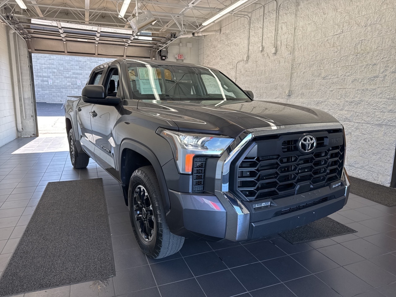 Used 2024 Toyota Tundra SR5 with VIN 5TFLA5DB9RX133850 for sale in Springfield, MO
