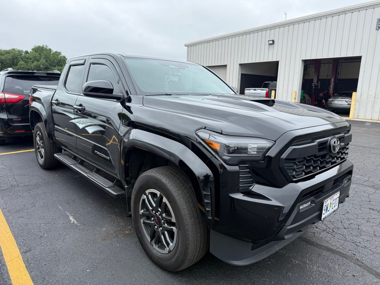 2024 Toyota Tacoma TRD Sport 4x4 Double Cab (6MT)'s photo