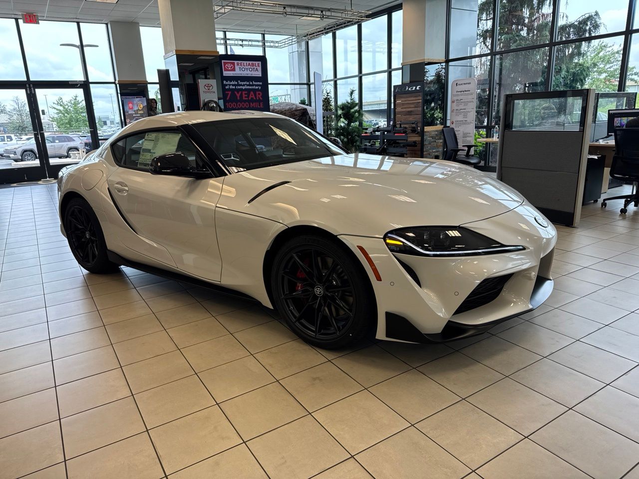 2026 Toyota Supra 3.0 Premium (6MT)'s photo